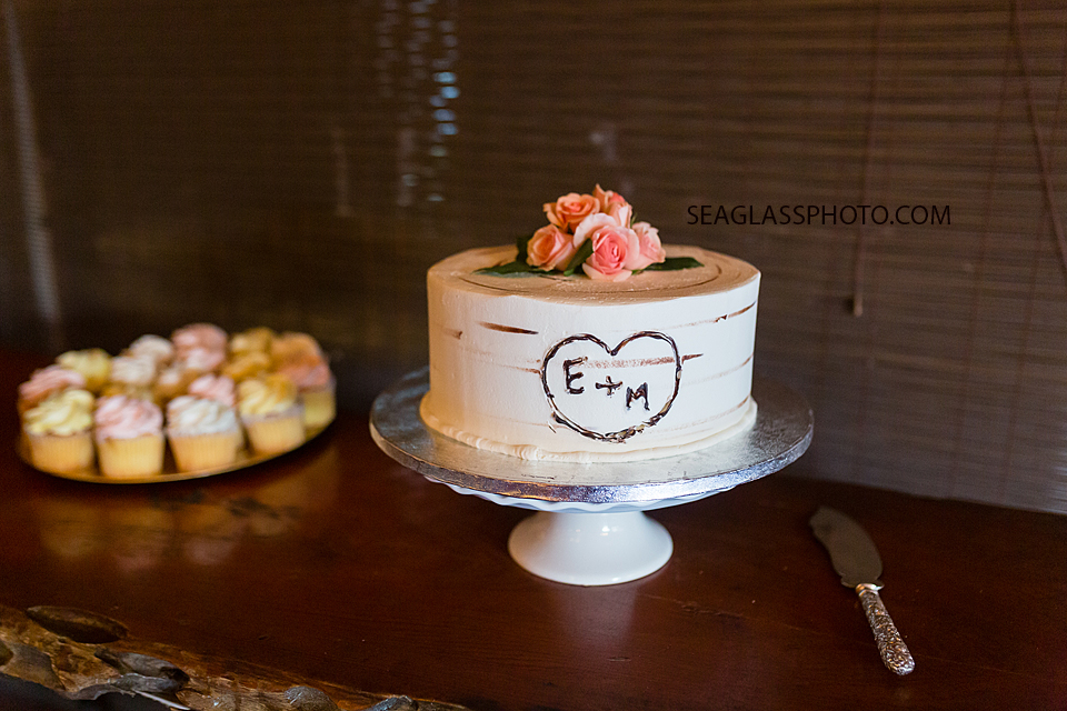 Beautiful, simple, rustic-style wedding cake in Vero Beach Florida